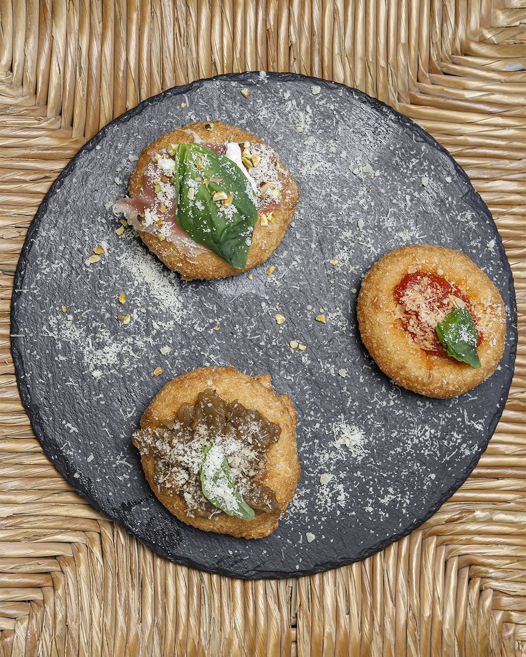 Pizzeria con sala eventi a Cercola